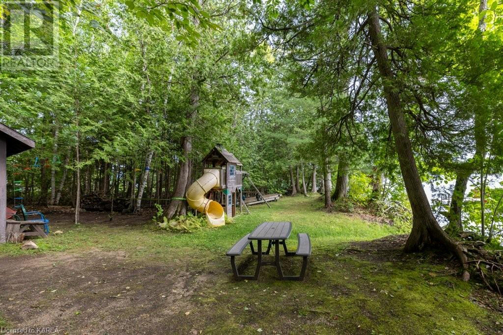 1020 Coutlee Point Lane, Sharbot Lake, Ontario  K0H 2P0 - Photo 24 - 40657750