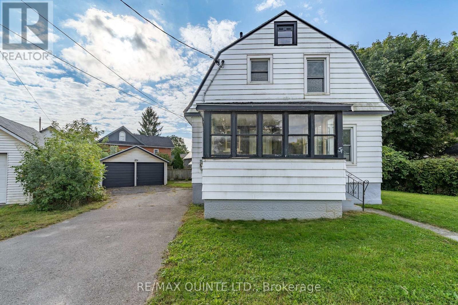 51 Strachan Street, Belleville, Ontario  K8P 1X1 - Photo 3 - X9382069