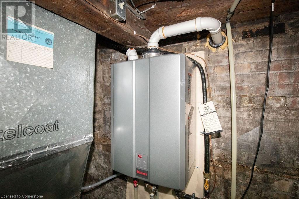 24 Duke Street, Brantford, Ontario  N3T 3T4 - Photo 12 - 40658007