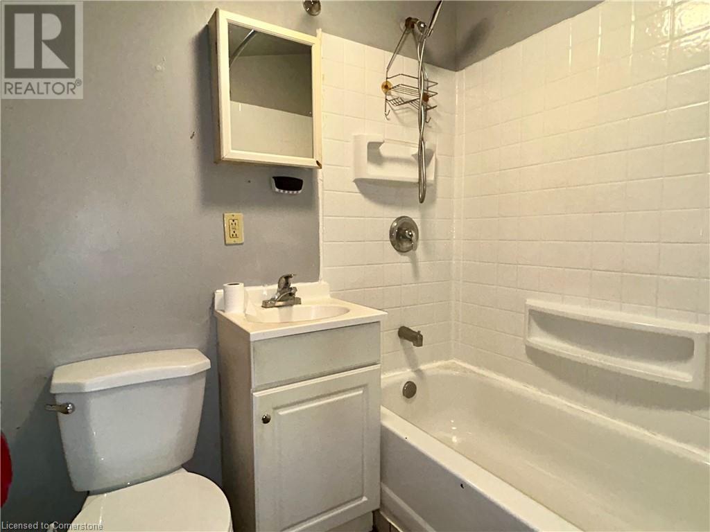 24 Duke Street, Brantford, Ontario  N3T 3T4 - Photo 47 - 40658007