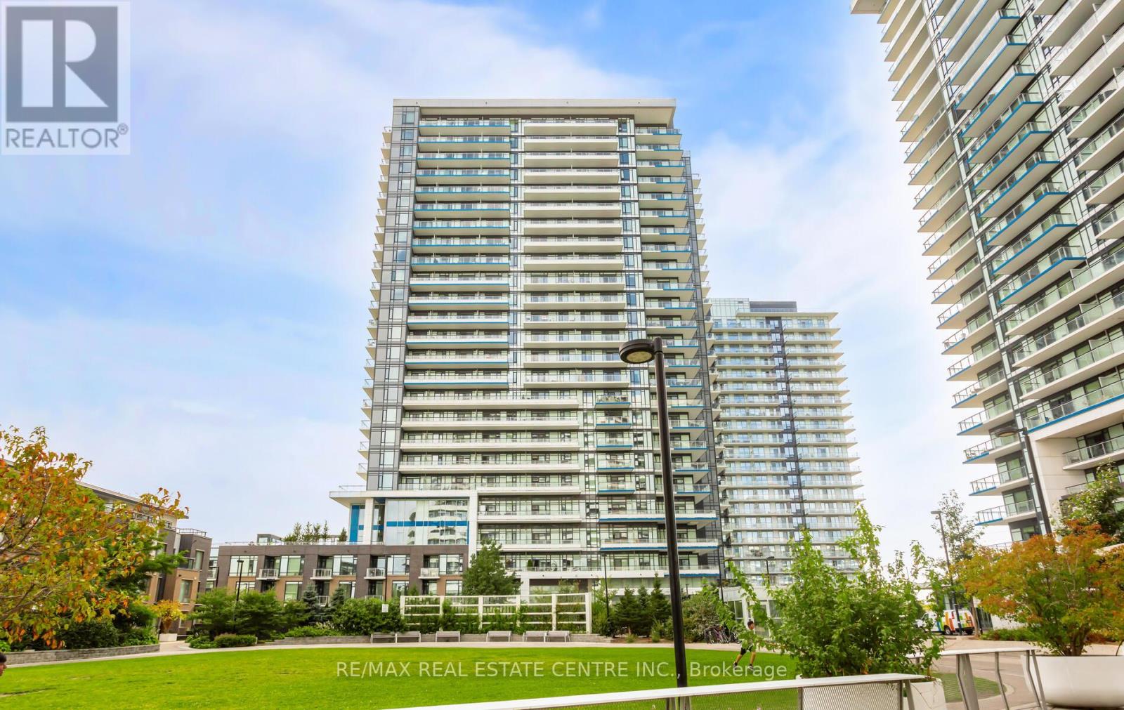 Ph03 - 2560 Eglinton Avenue W, Mississauga, Ontario  L5M 0Y3 - Photo 1 - W9382138