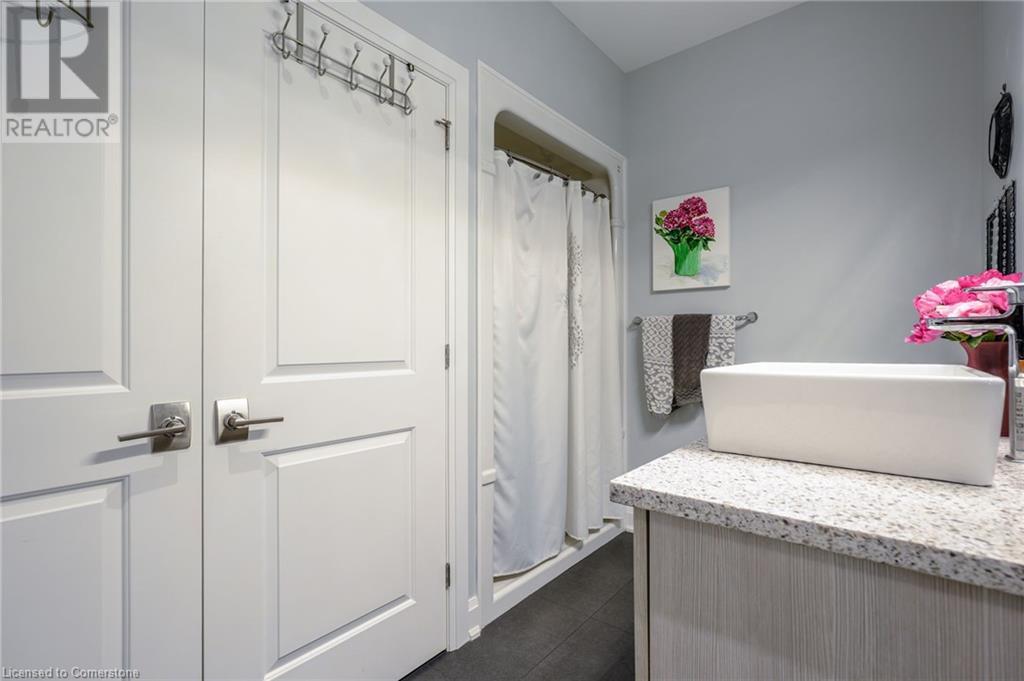 9245 Shoveller Drive Unit# 2, Niagara Falls, Ontario L2H 0M5 - Photo 10 - XH4197794
