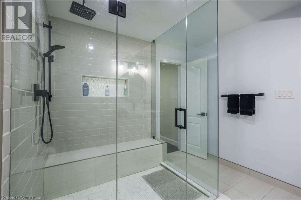 9245 Shoveller Drive Unit# 2, Niagara Falls, Ontario L2H 0M5 - Photo 36 - XH4197794