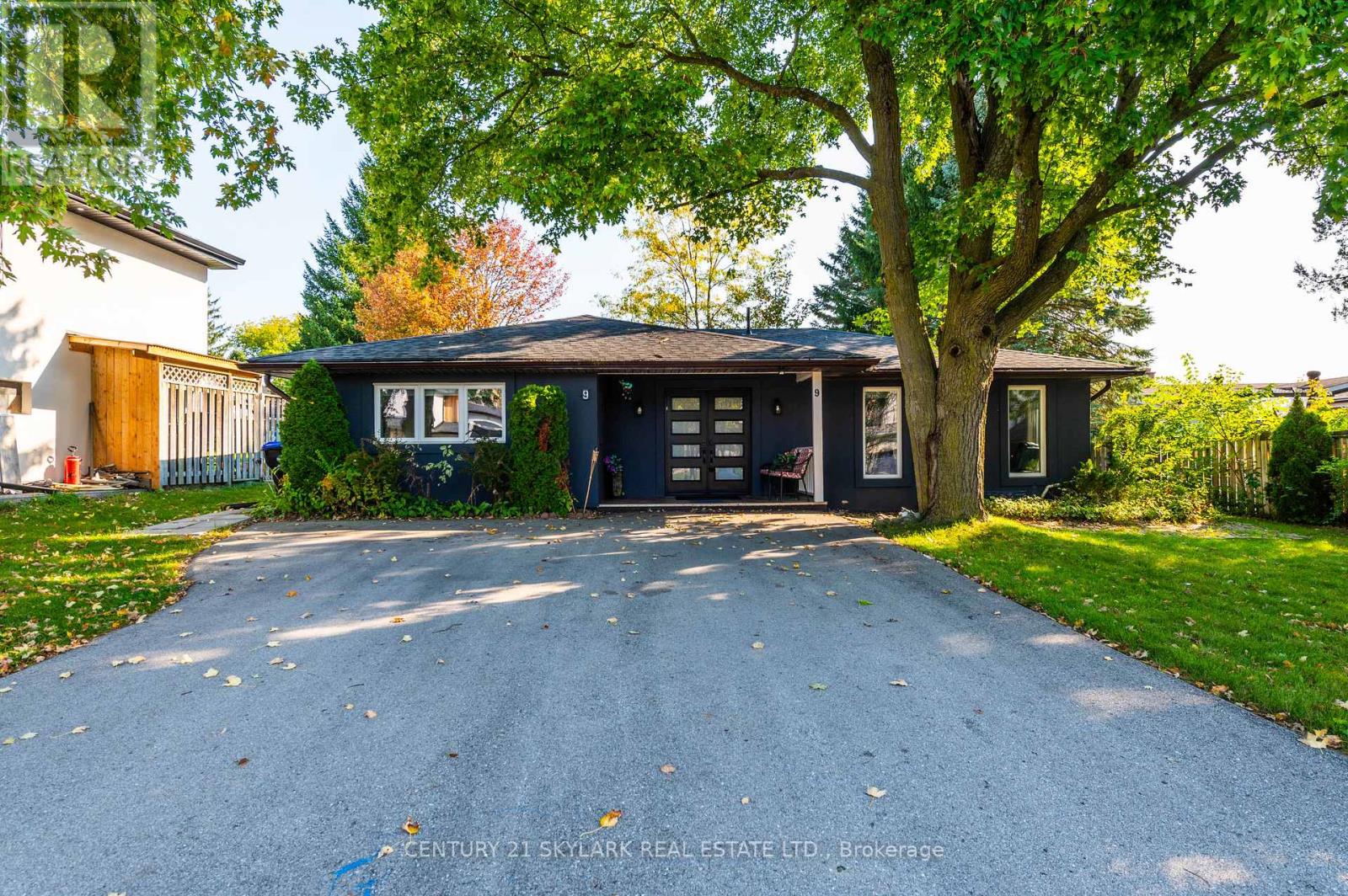 9 COOK AVENUE, innisfil (cookstown), Ontario