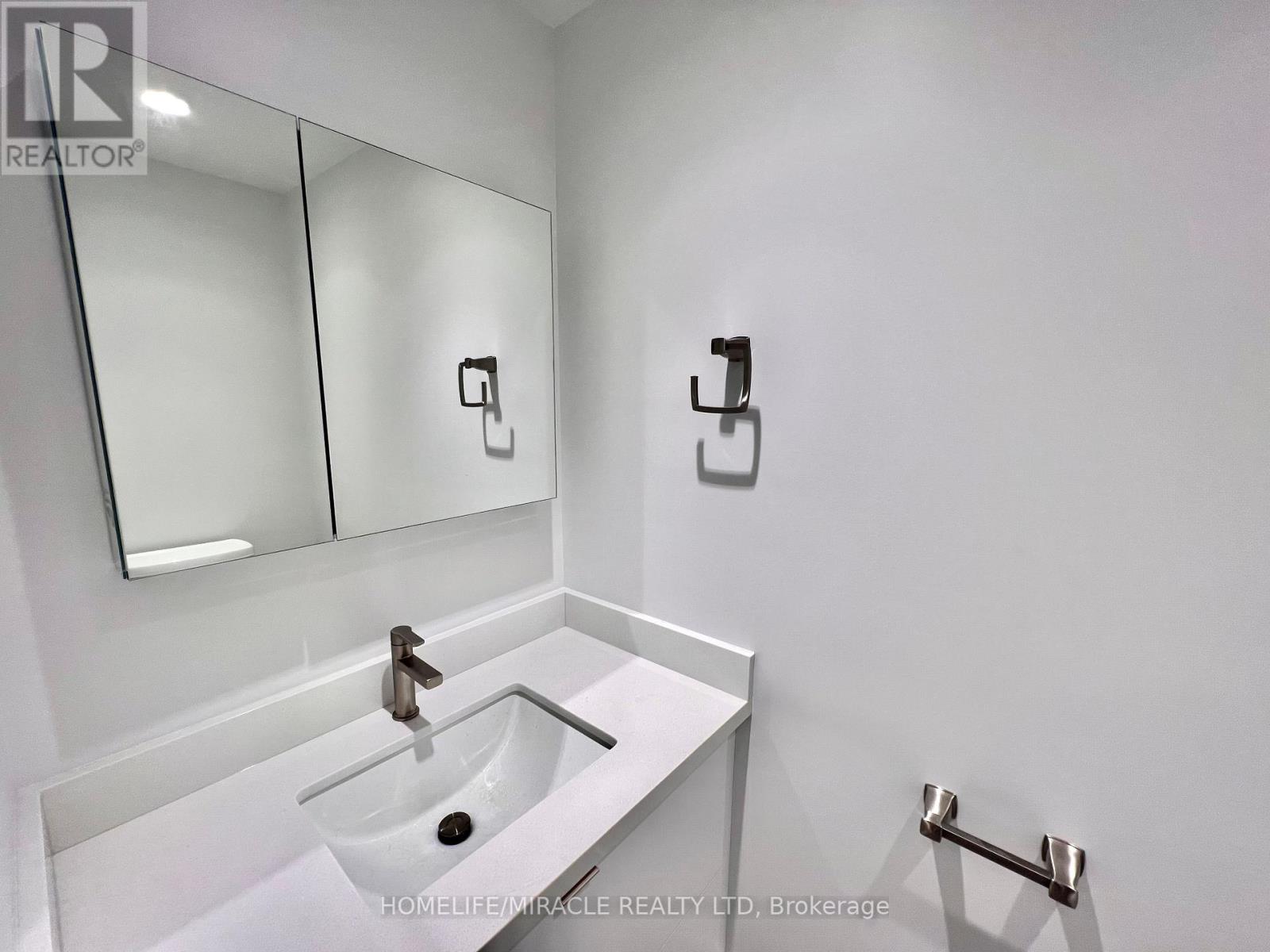 Unit 4 - 299 Ossington Avenue E, Toronto, Ontario  M6J 3A1 - Photo 22 - C9382487