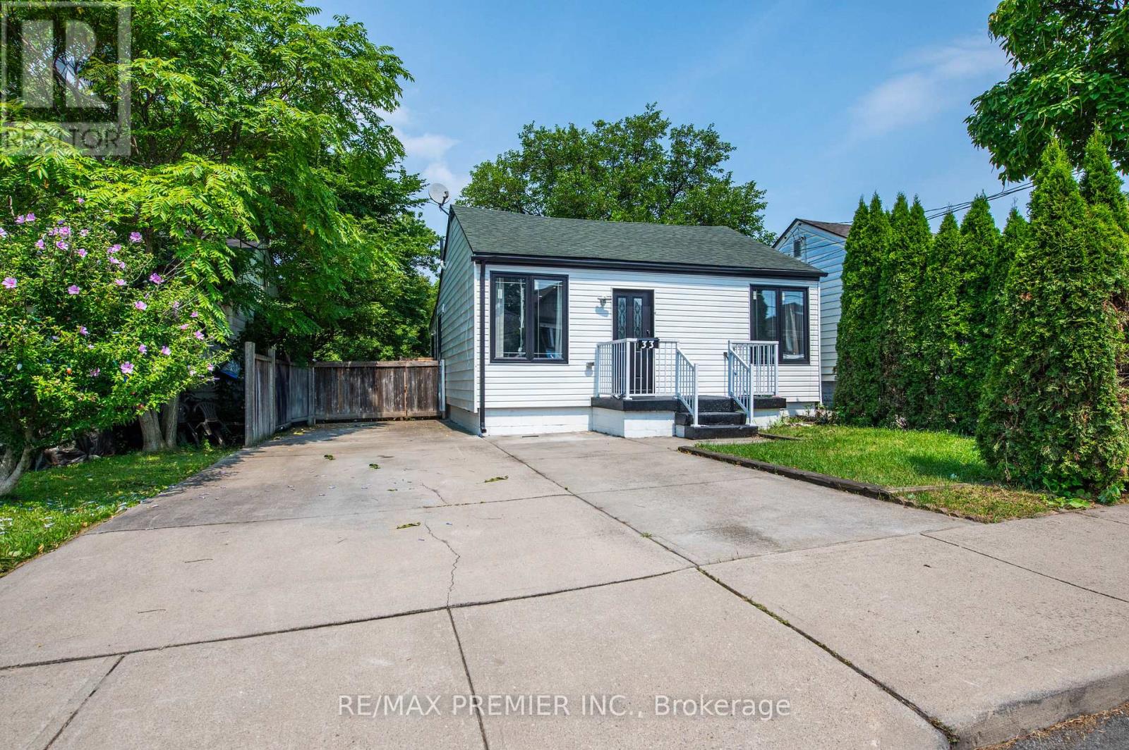 33 DALHOUSIE AVENUE, Hamilton, Ontario