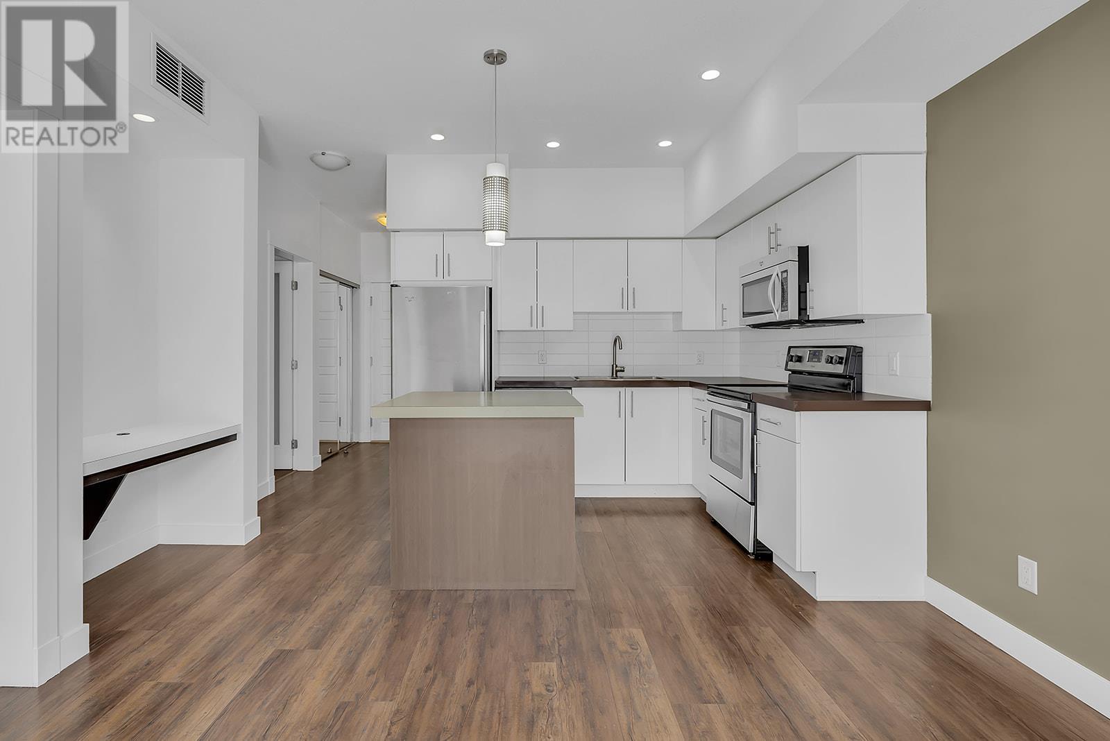 Property at 975 Academy Way Unit# 210 image 1