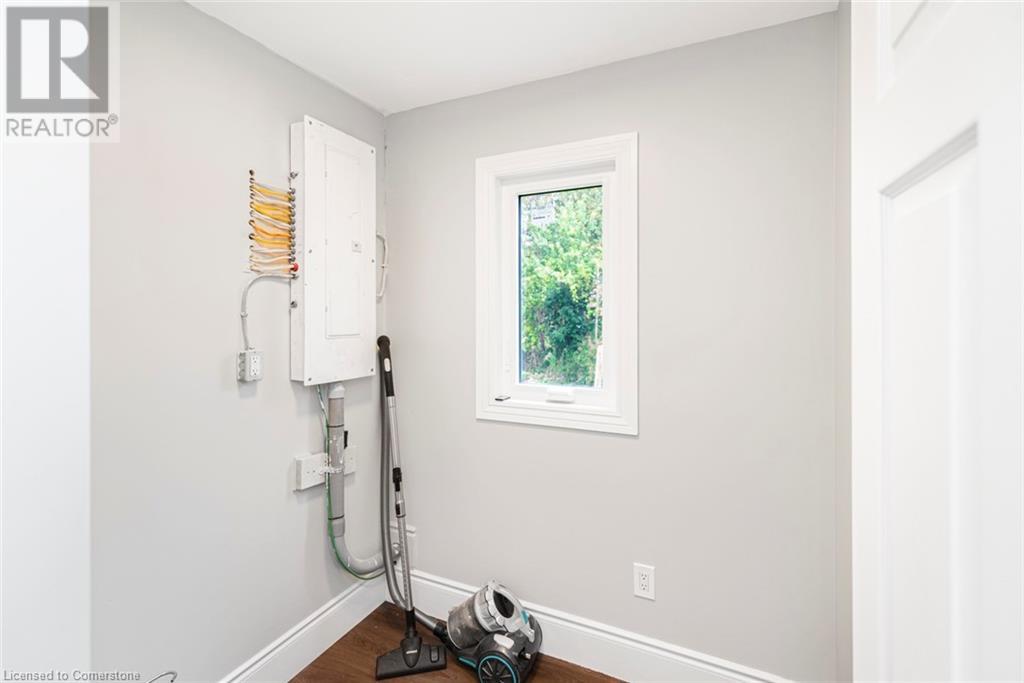 8 Mountsberg Road, Hamilton, Ontario  L0P 1B0 - Photo 22 - 40658022