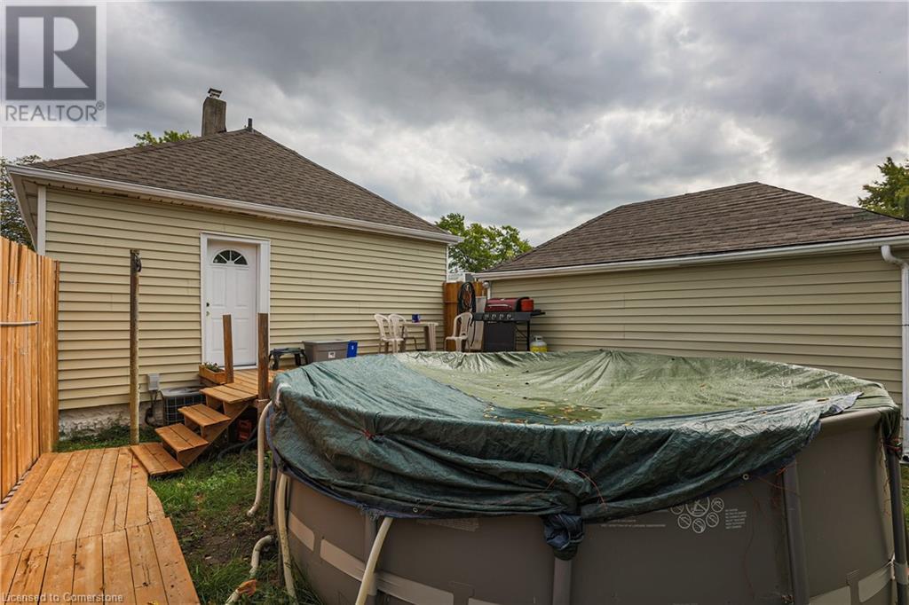 416 Deere Street, Welland, Ontario  L3B 2L8 - Photo 13 - 40657894