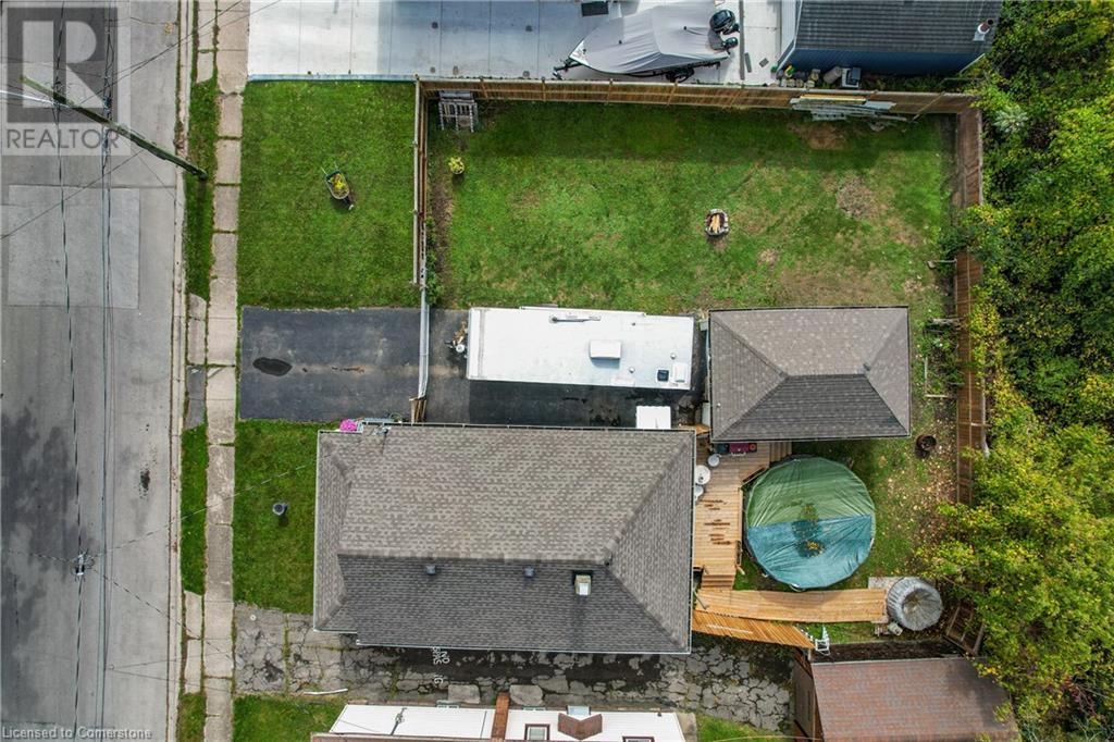 416 Deere Street, Welland, Ontario  L3B 2L8 - Photo 15 - 40657894