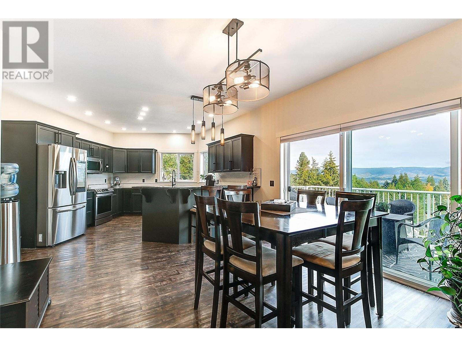 1007 Aurora Heights West Kelowna