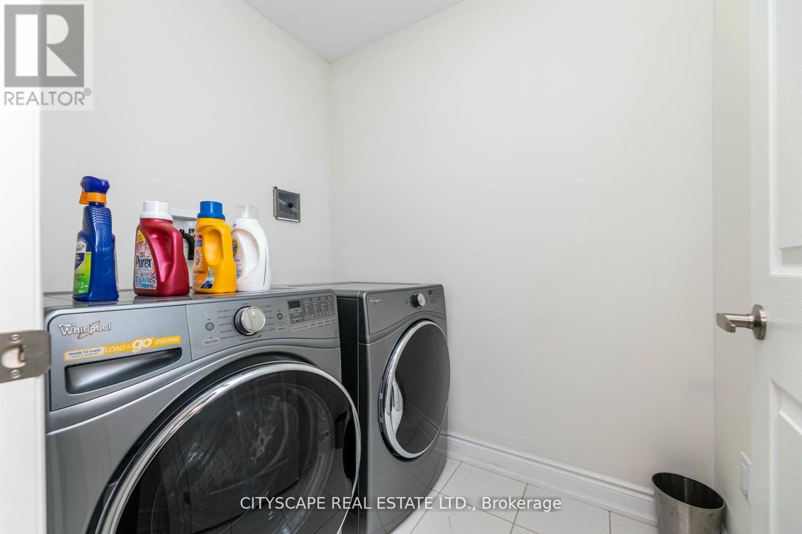 3243 Sixth Line, Oakville, Ontario  L6H 0V9 - Photo 13 - W9382887