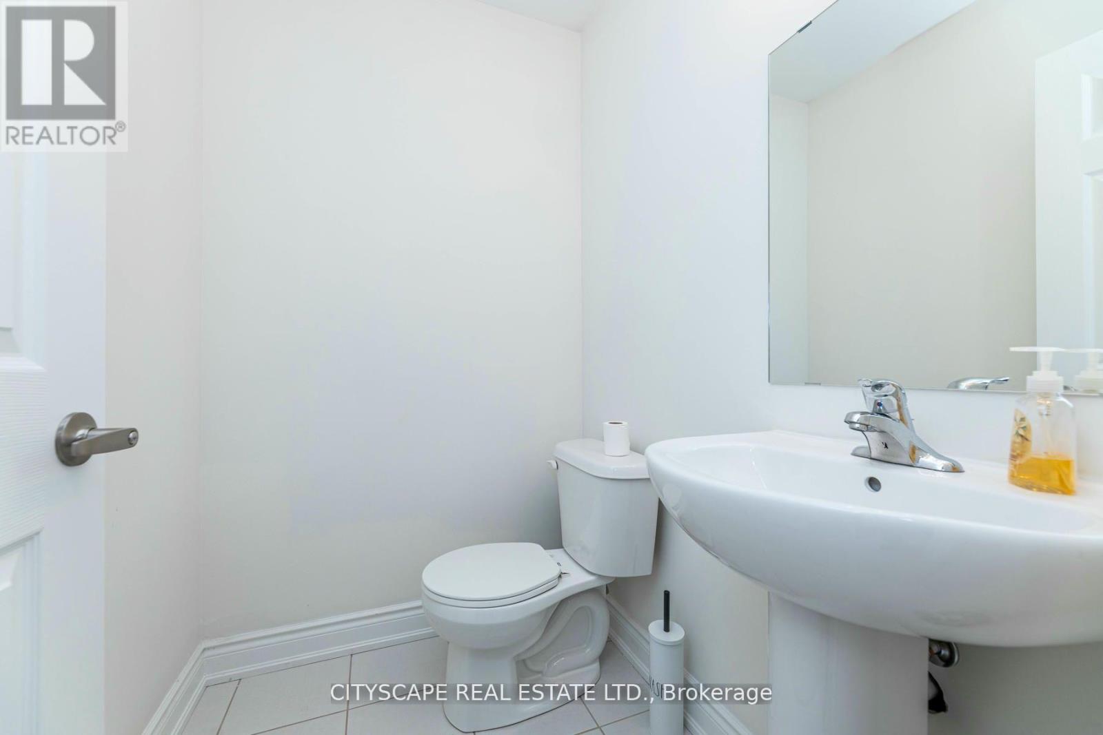 3243 Sixth Line, Oakville, Ontario  L6H 0V9 - Photo 26 - W9382887