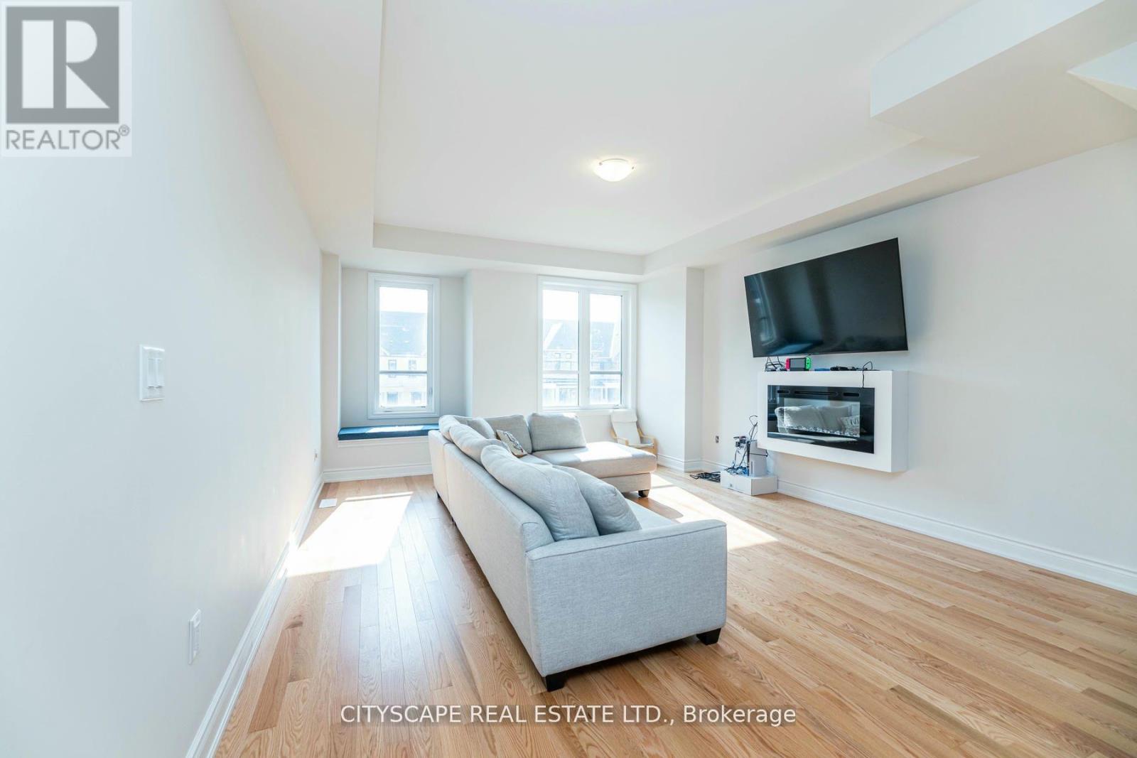 3243 Sixth Line, Oakville, Ontario  L6H 0V9 - Photo 27 - W9382887