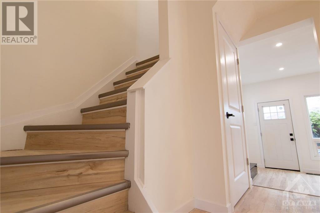 77 Foxfield Drive Unit#c, Ottawa, Ontario  K2J 1L7 - Photo 3 - 1415154