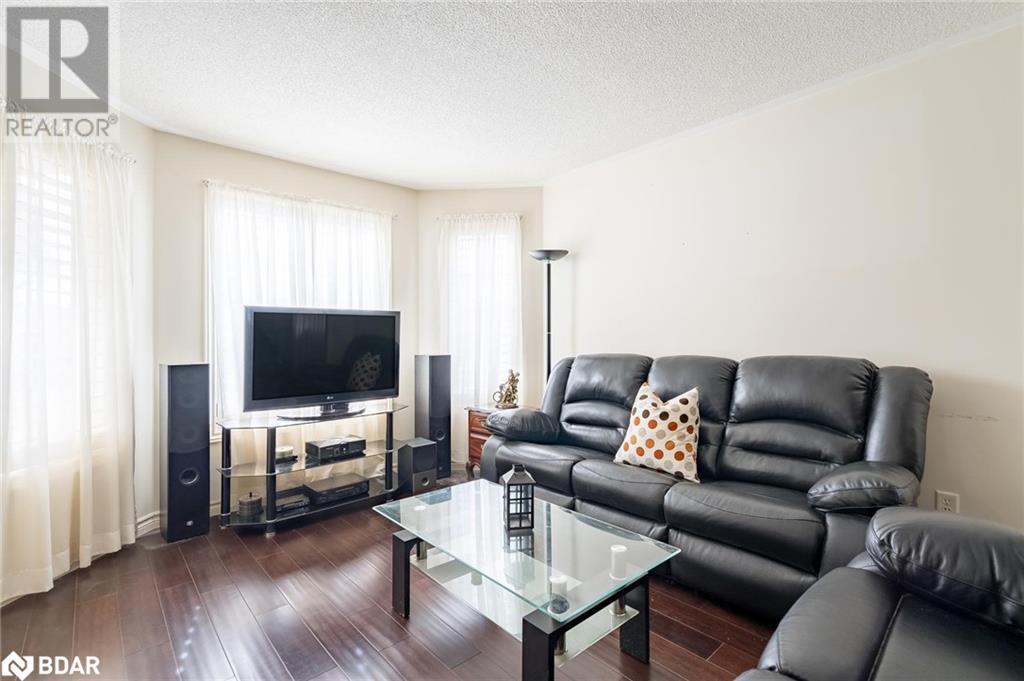 67 Kenwell Crescent, Barrie, Ontario  L4N 0A3 - Photo 9 - 40652620