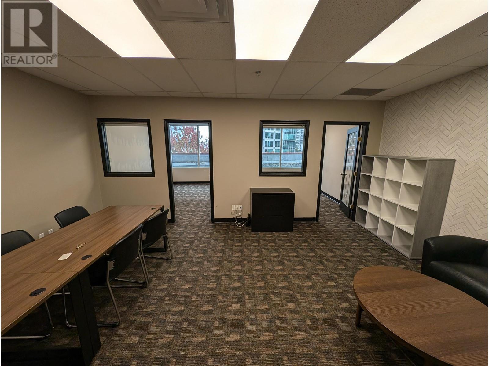 Property at 317 4538 KINGSWAY image 3