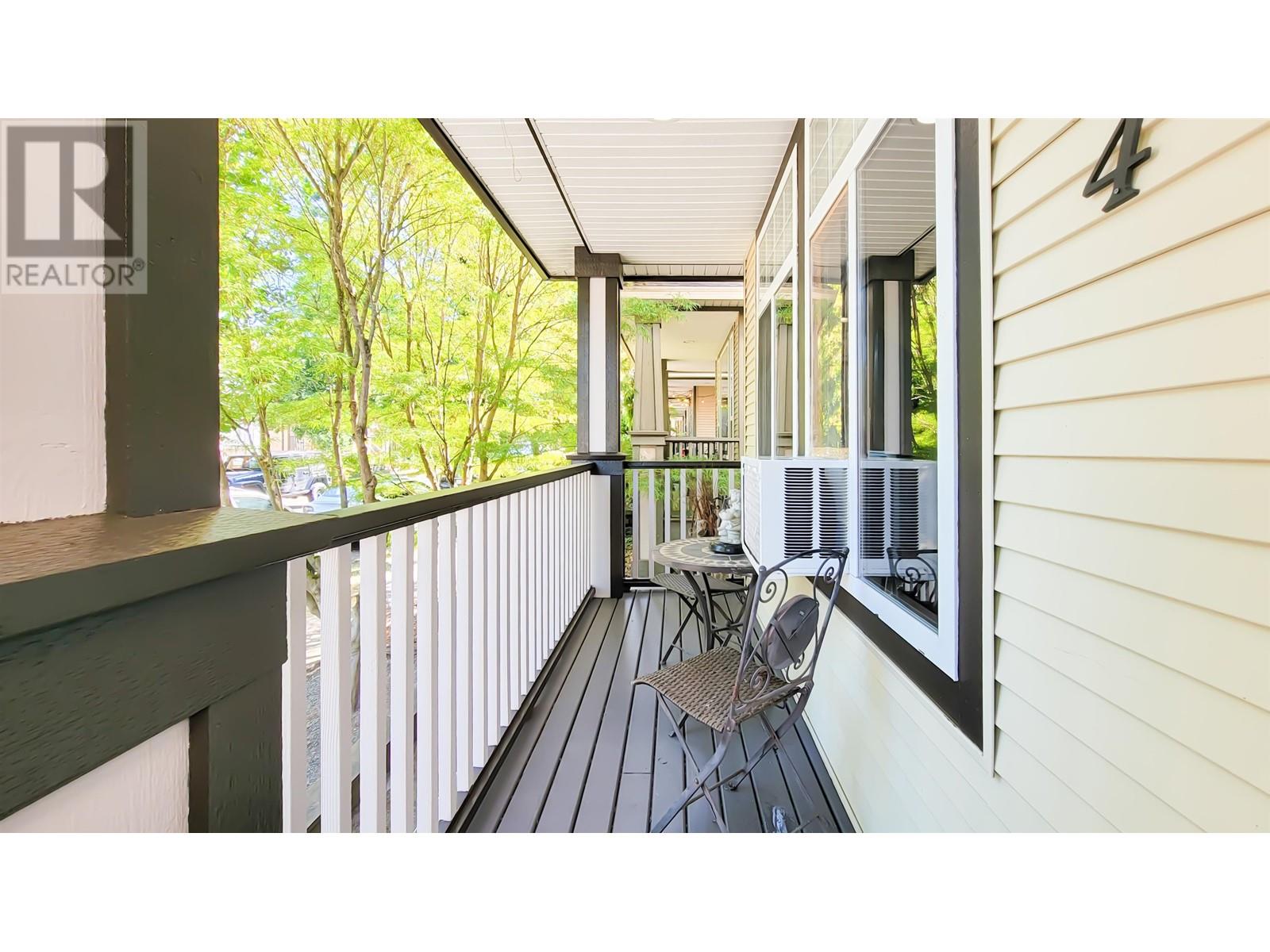 24104 102a Avenue, Maple Ridge, British Columbia  V2W 2B3 - Photo 2 - R2932837