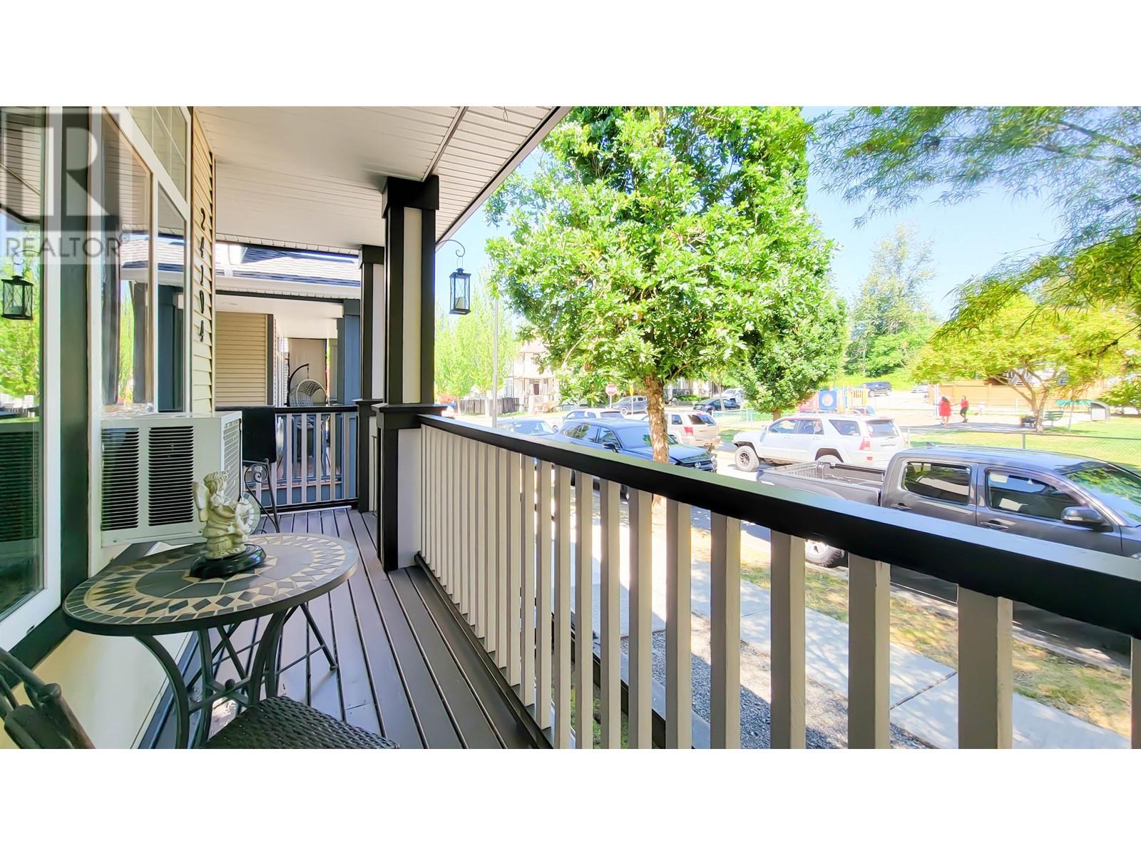 24104 102a Avenue, Maple Ridge, British Columbia  V2W 2B3 - Photo 5 - R2932837