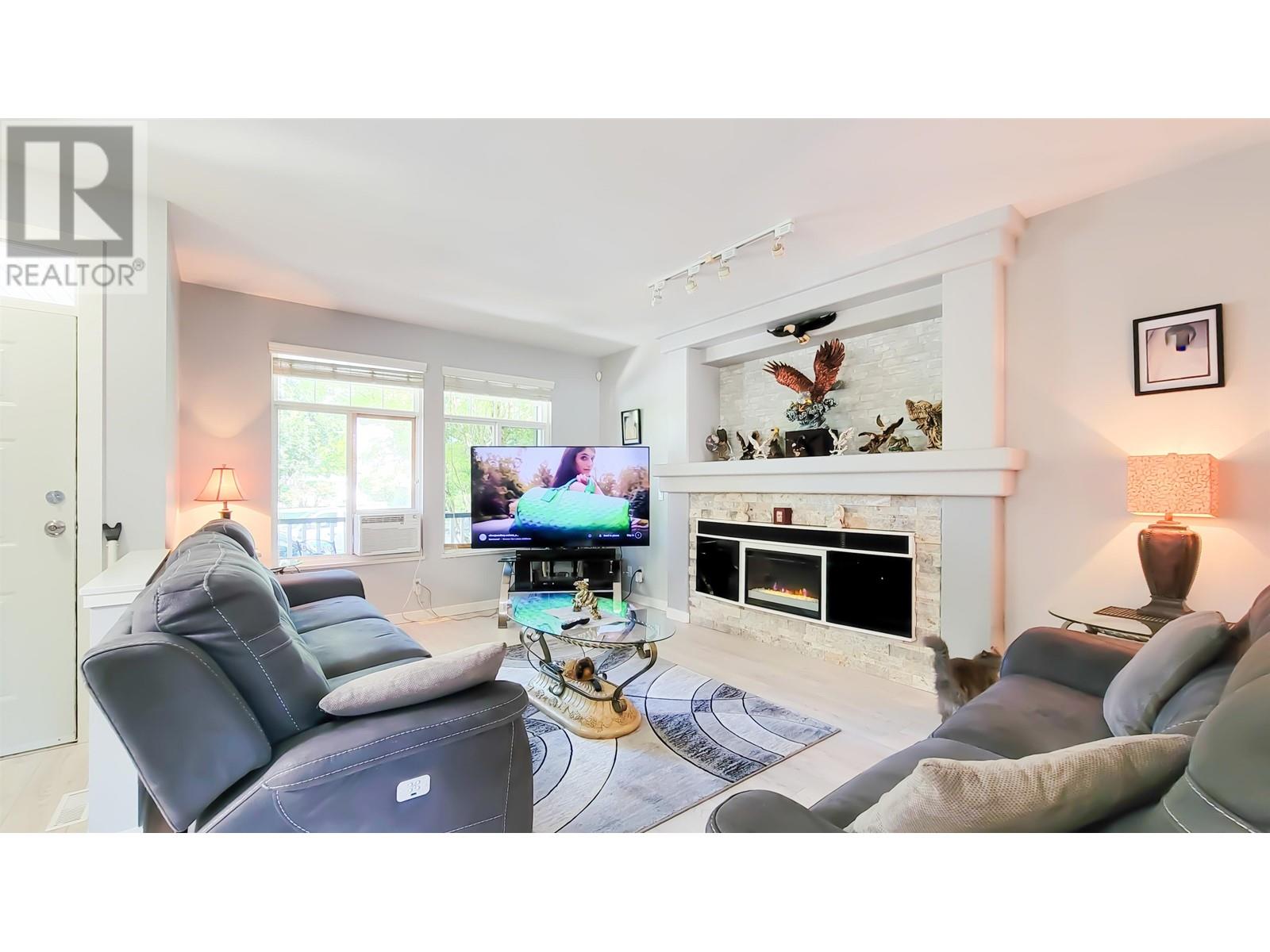 24104 102a Avenue, Maple Ridge, British Columbia  V2W 2B3 - Photo 8 - R2932837