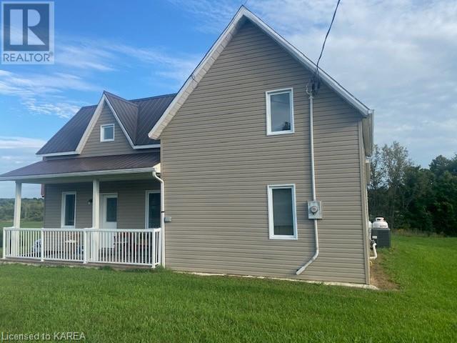 343 Lyndhurst Road, Lyndhurst, Ontario  K0E 1N0 - Photo 3 - 40655142