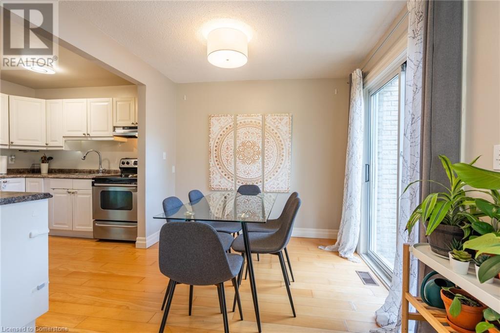 657 Francis Road Unit# 3Burlington, Ontario  L7T 3X6 - Photo 17 - 40658500
