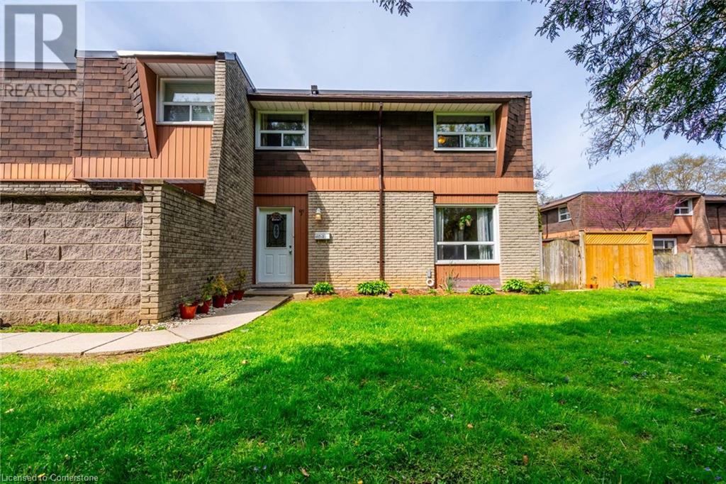 657 Francis Road Unit# 3Burlington, Ontario  L7T 3X6 - Photo 3 - 40658500