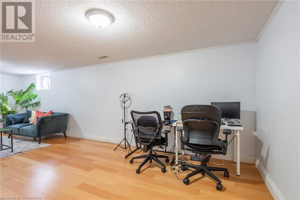 657 Francis Road Unit# 3Burlington, Ontario  L7T 3X6 - Photo 34 - 40658500