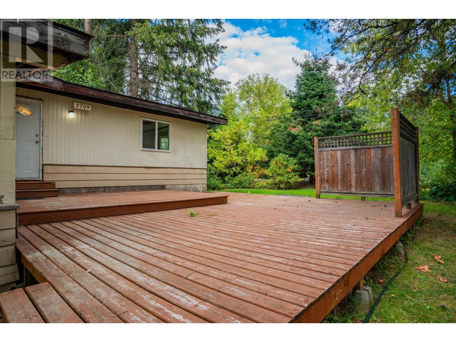 2709 FIR DRIVE South Slocan