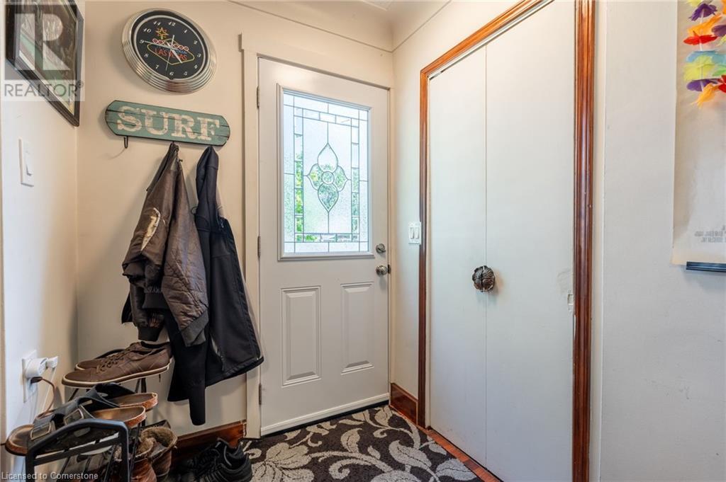 48 Merigold Street, St. Catharines, Ontario  L2S 2N5 - Photo 3 - 40658304