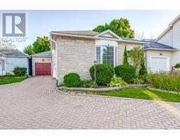 192 SILVERBIRCH Boulevard, mount hope, Ontario
