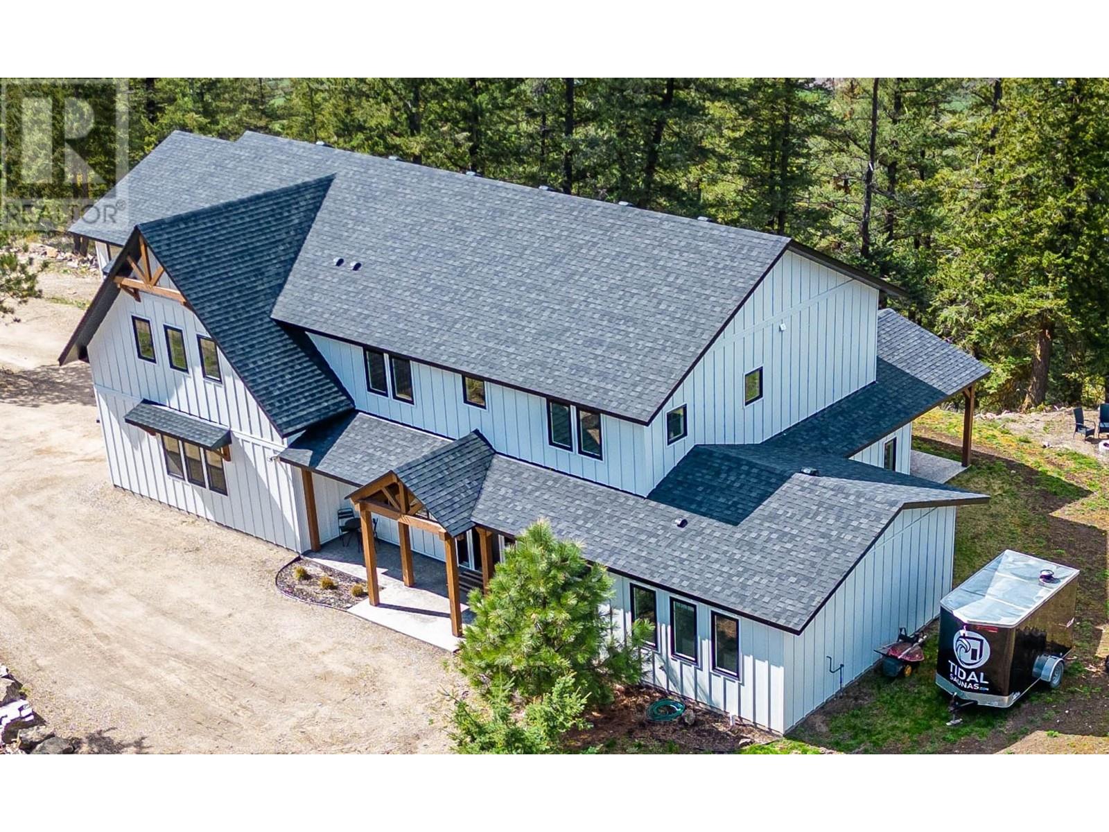 460 SHUSWAP CHASE CR RD, chase, British Columbia