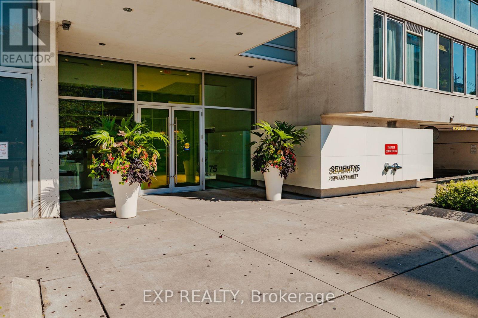 321 - 75 Portland Street, Toronto (Waterfront Communities), Ontario  M5V 2M9 - Photo 2 - C9356471