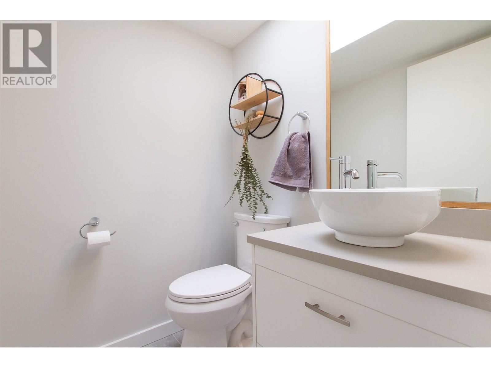 A301 40100 Willow Crescent, Squamish, British Columbia  V8B 0L8 - Photo 5 - R2932998