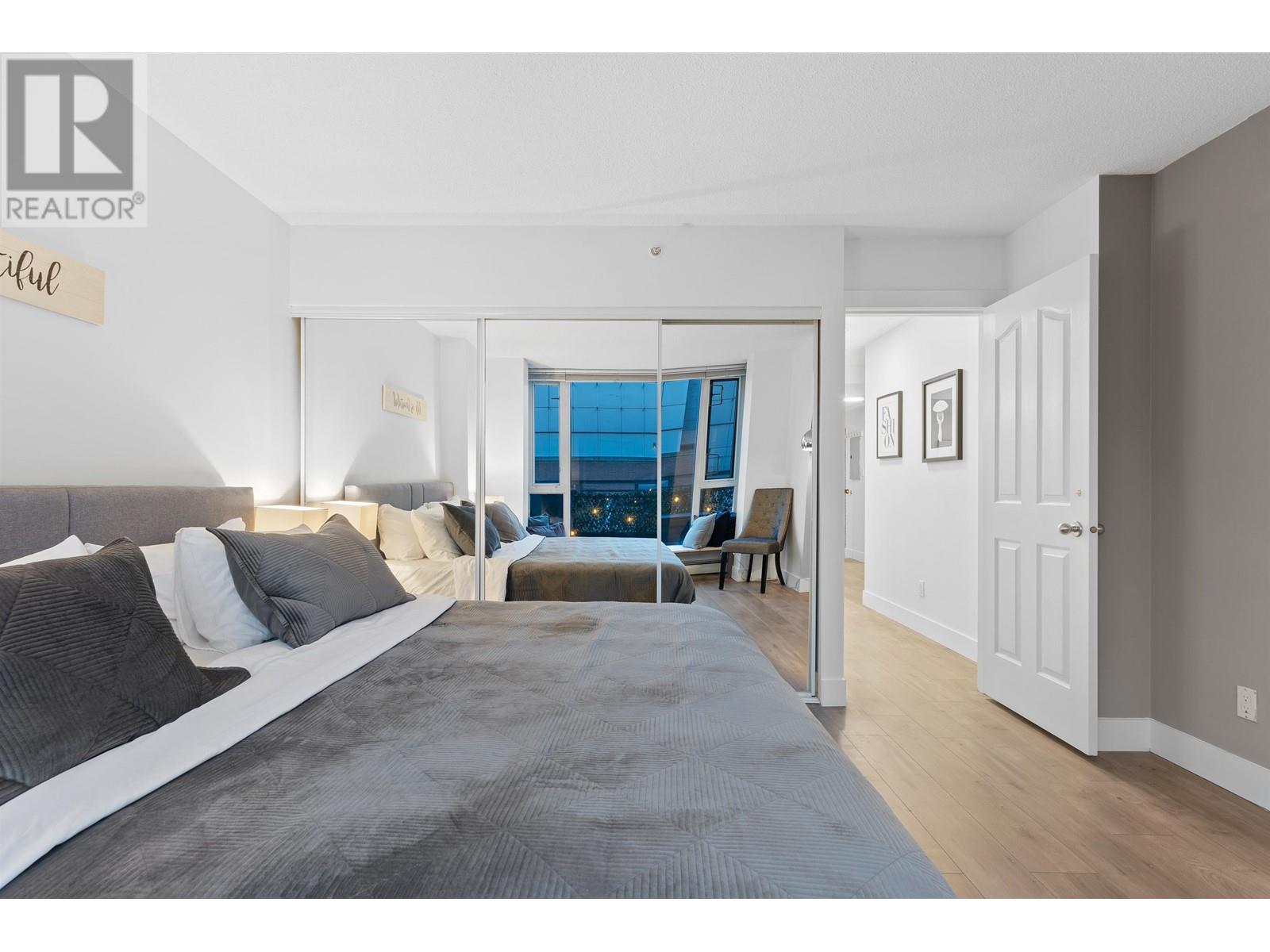 Listing Picture 16 of 40 : 312 555 ABBOTT STREET, Vancouver / 溫哥華 - 魯藝地產 Yvonne Lu Group - MLS Medallion Club Member