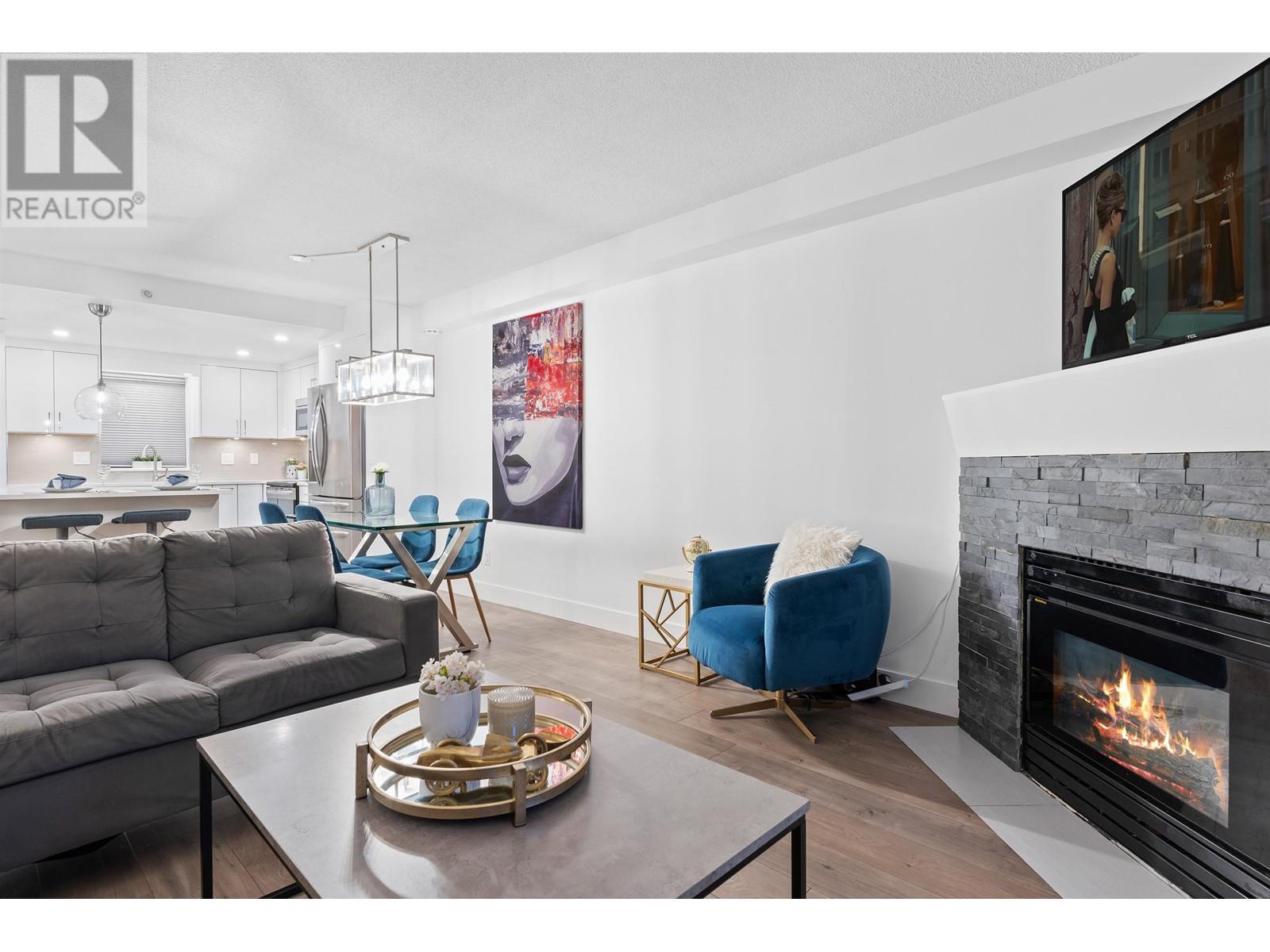 Listing Picture 13 of 40 : 312 555 ABBOTT STREET, Vancouver / 溫哥華 - 魯藝地產 Yvonne Lu Group - MLS Medallion Club Member