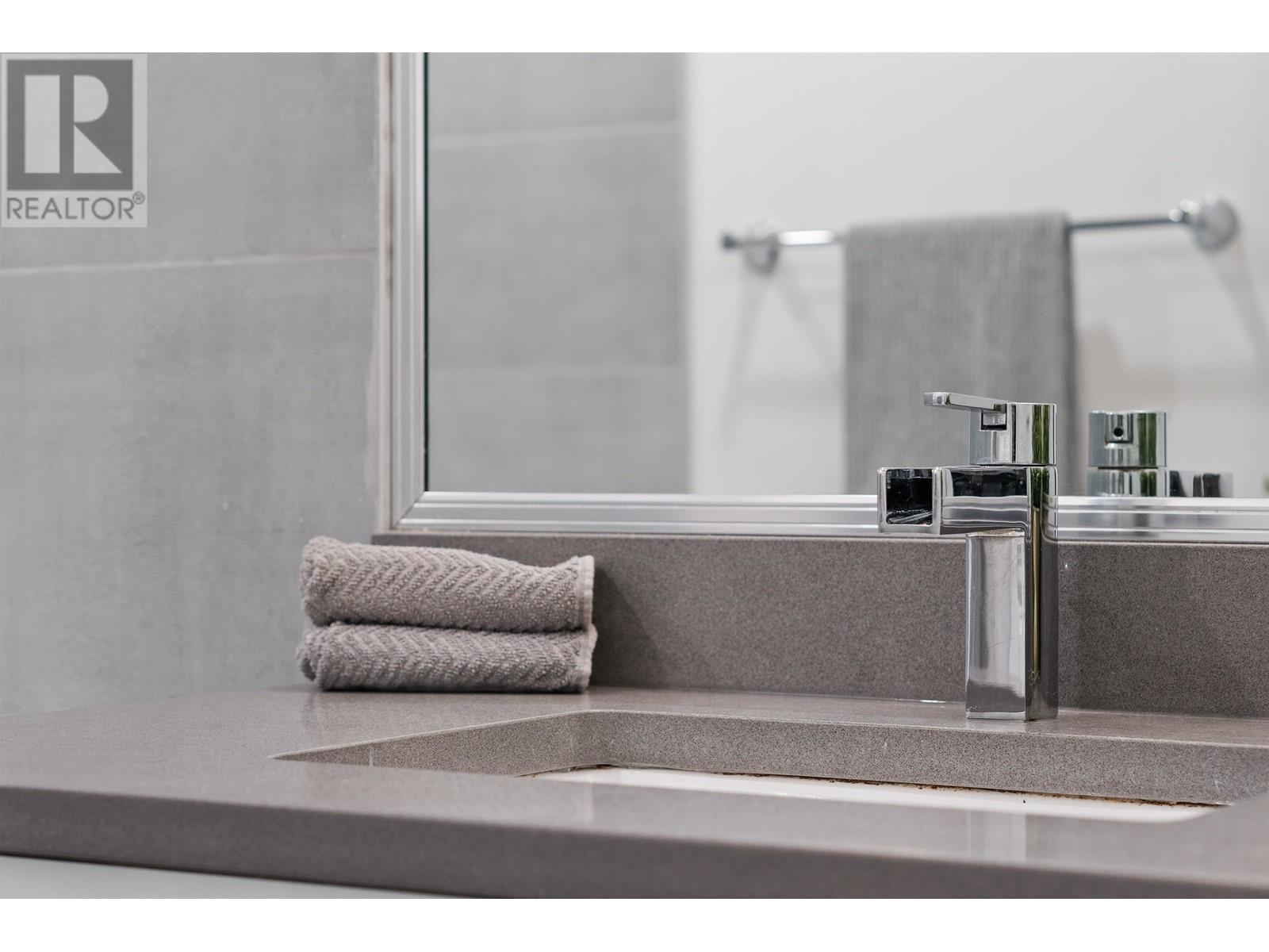 Listing Picture 21 of 40 : 312 555 ABBOTT STREET, Vancouver / 溫哥華 - 魯藝地產 Yvonne Lu Group - MLS Medallion Club Member