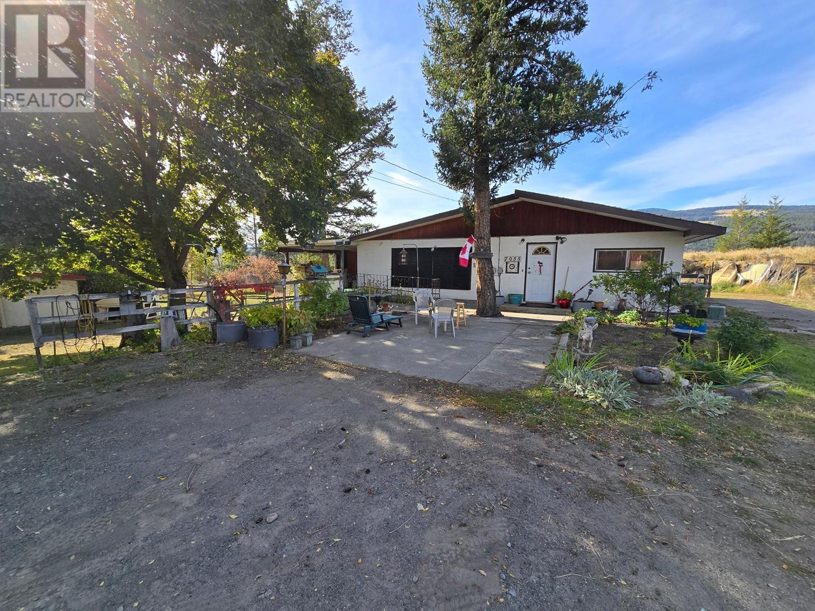 7055 Creek Road, Heffley, British Columbia  v2h 0b6 - Photo 1 - 181265