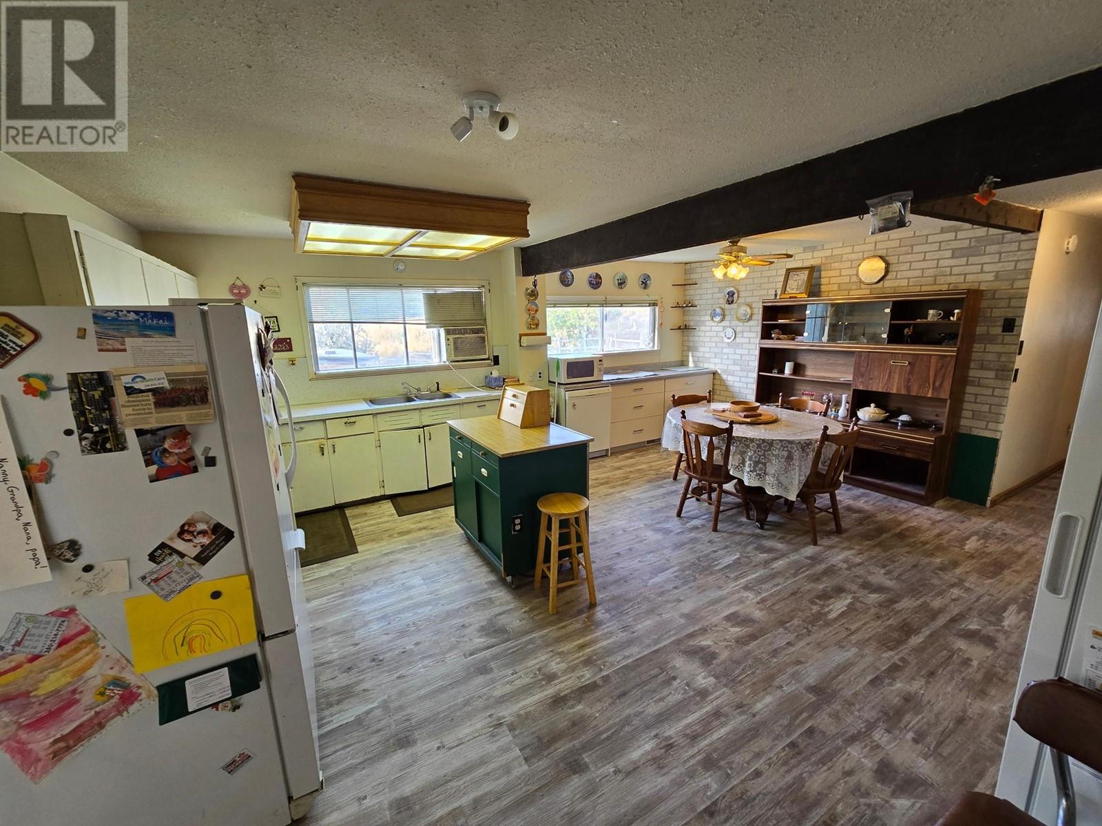 7055 Creek Road, Heffley, British Columbia  v2h 0b6 - Photo 3 - 181265