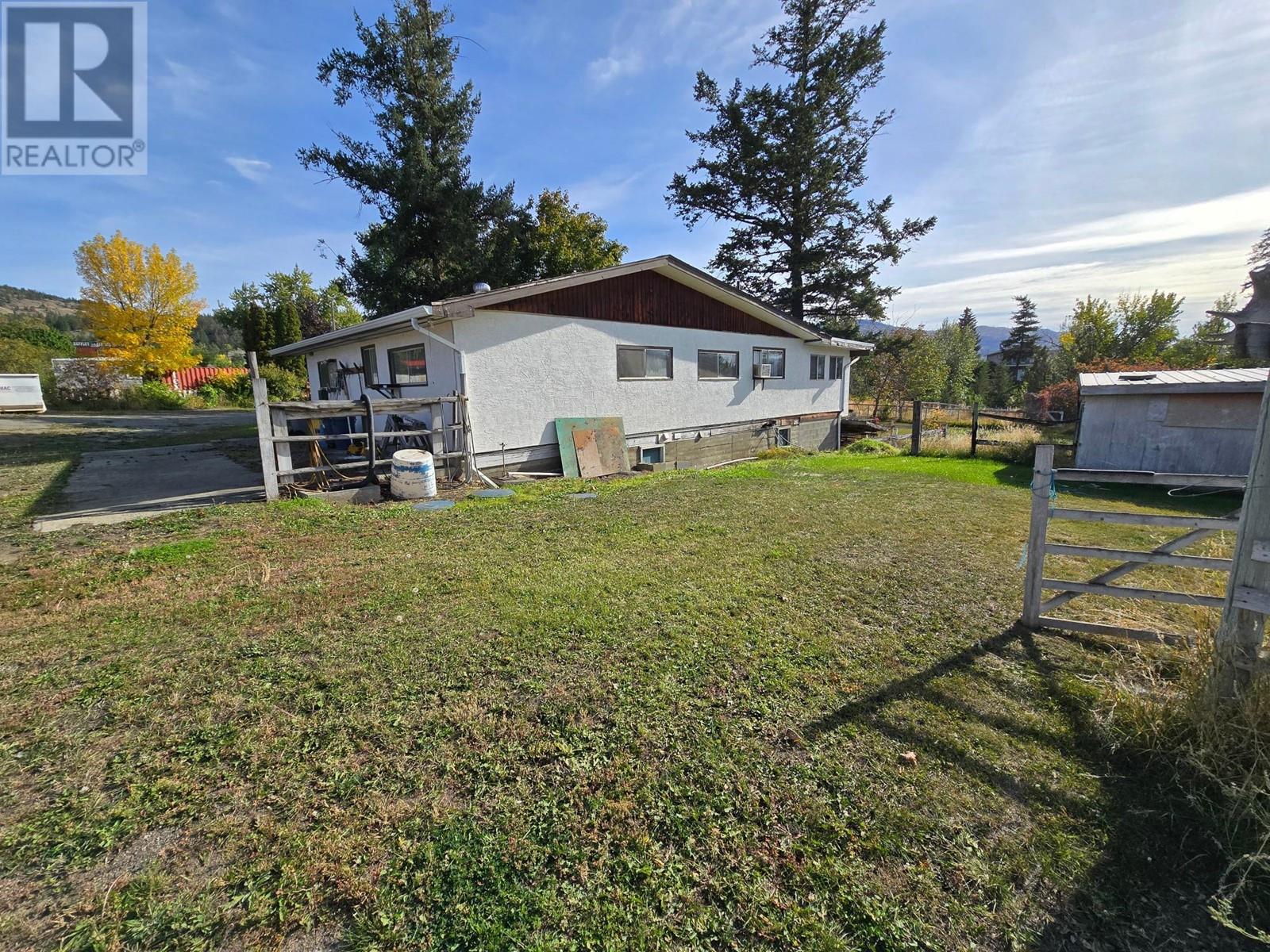 7055 Creek Road, Heffley, British Columbia  v2h 0b6 - Photo 31 - 181265