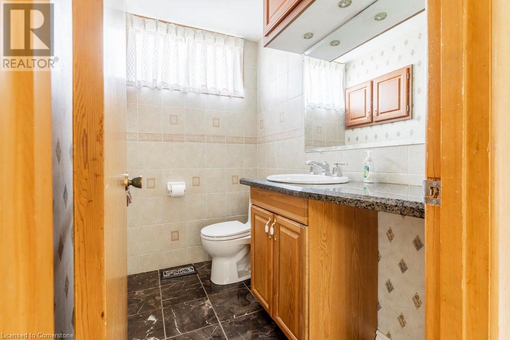 10 Vera Court, Hamilton, Ontario L8K 4G8 - Photo 16 - 40658661