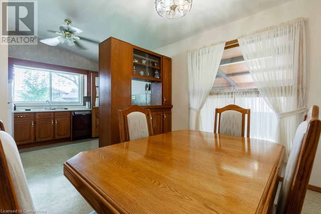 10 Vera Court, Hamilton, Ontario L8K 4G8 - Photo 9 - 40658661