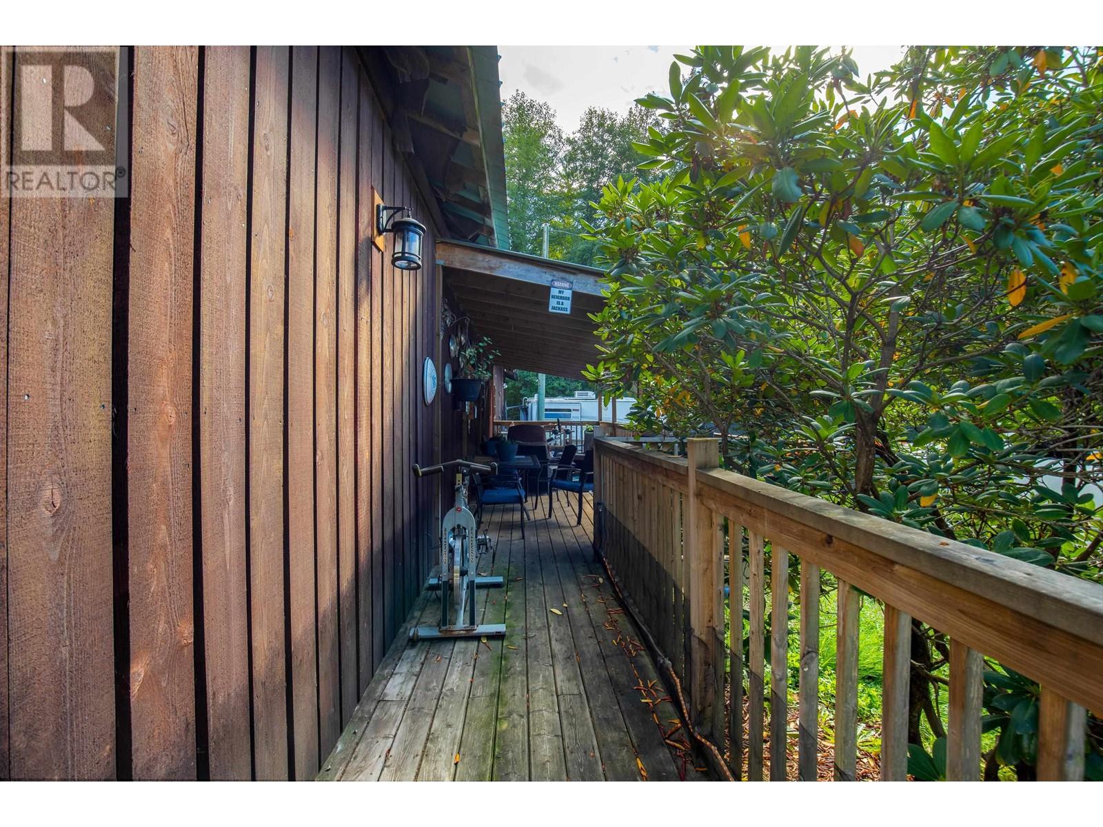 33 Bracken Parkway, Squamish, British Columbia  V0N 1T0 - Photo 8 - R2933041