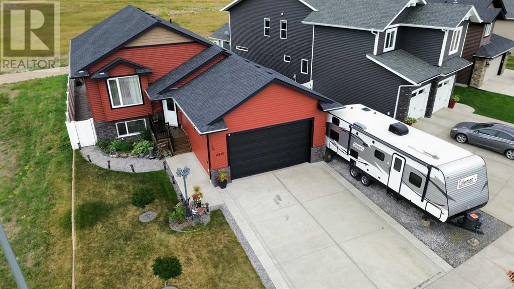 6520 58 Avenue, Innisfail, Alberta