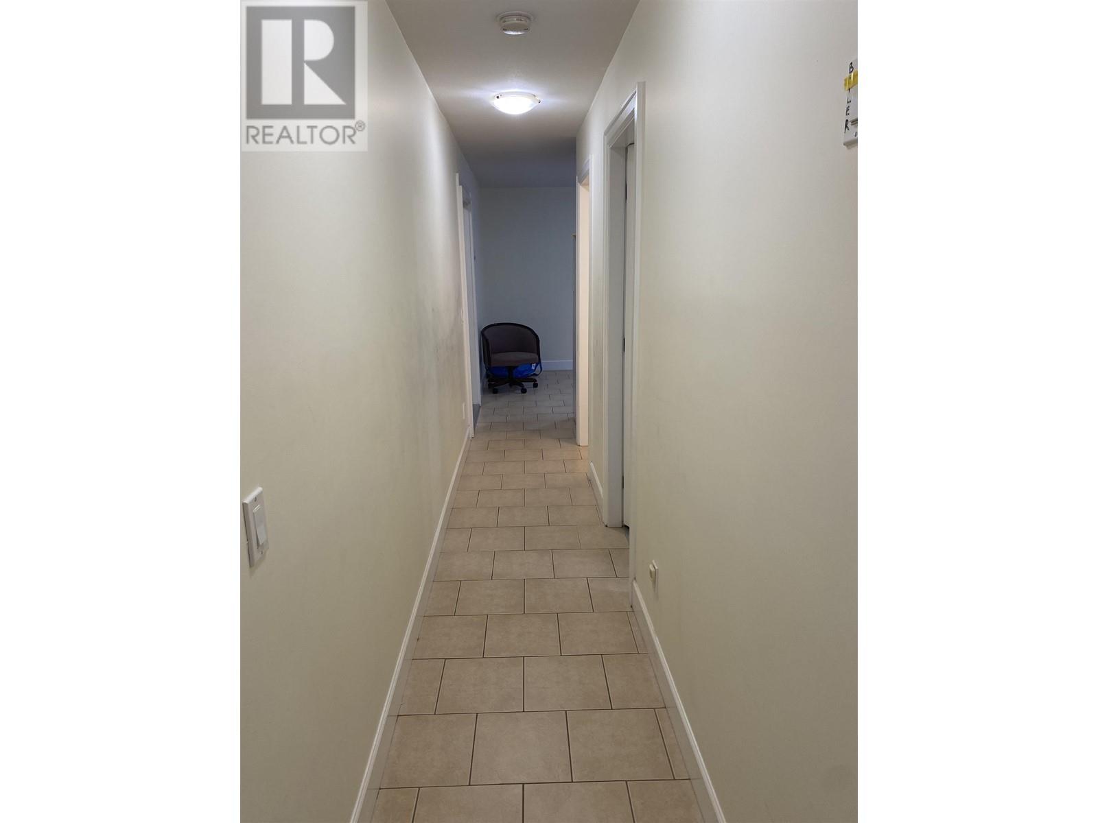 Listing Picture 17 of 25 : 4313 PENDER STREET, Burnaby / 本拿比 - 魯藝地產 Yvonne Lu Group - MLS Medallion Club Member