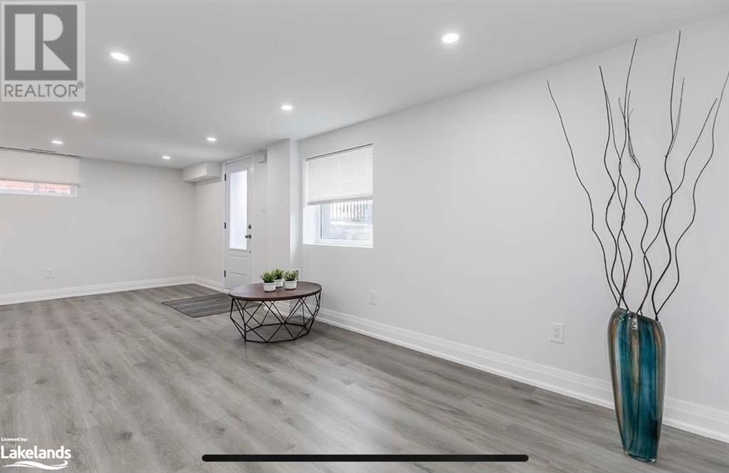 72 Cumberland Street Unit# Lower, Barrie, Ontario L4N 2P6 - Photo 2 - 40658682