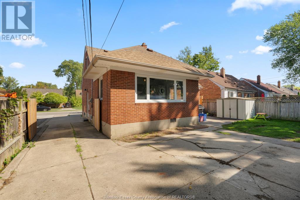 1229 Fairview Boulevard, Windsor, Ontario  N8S 3E8 - Photo 30 - 24023905