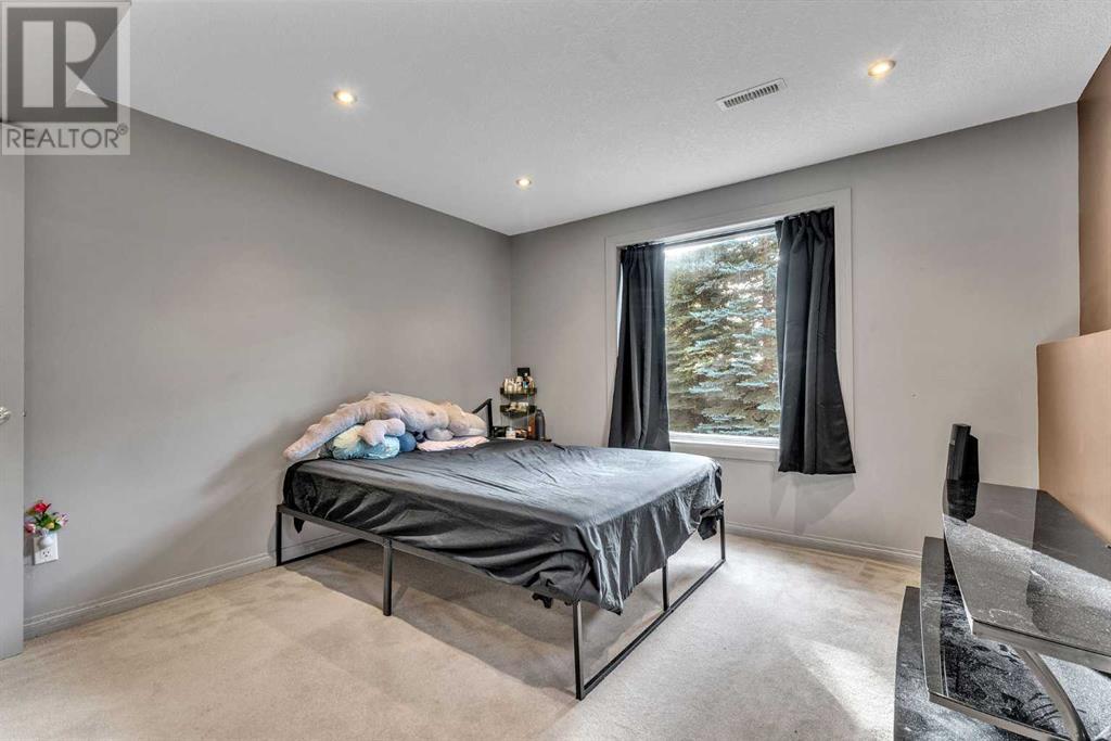 319 Sierra Nevada Place Sw, Calgary, Alberta  T3H 3M9 - Photo 32 - A2170641