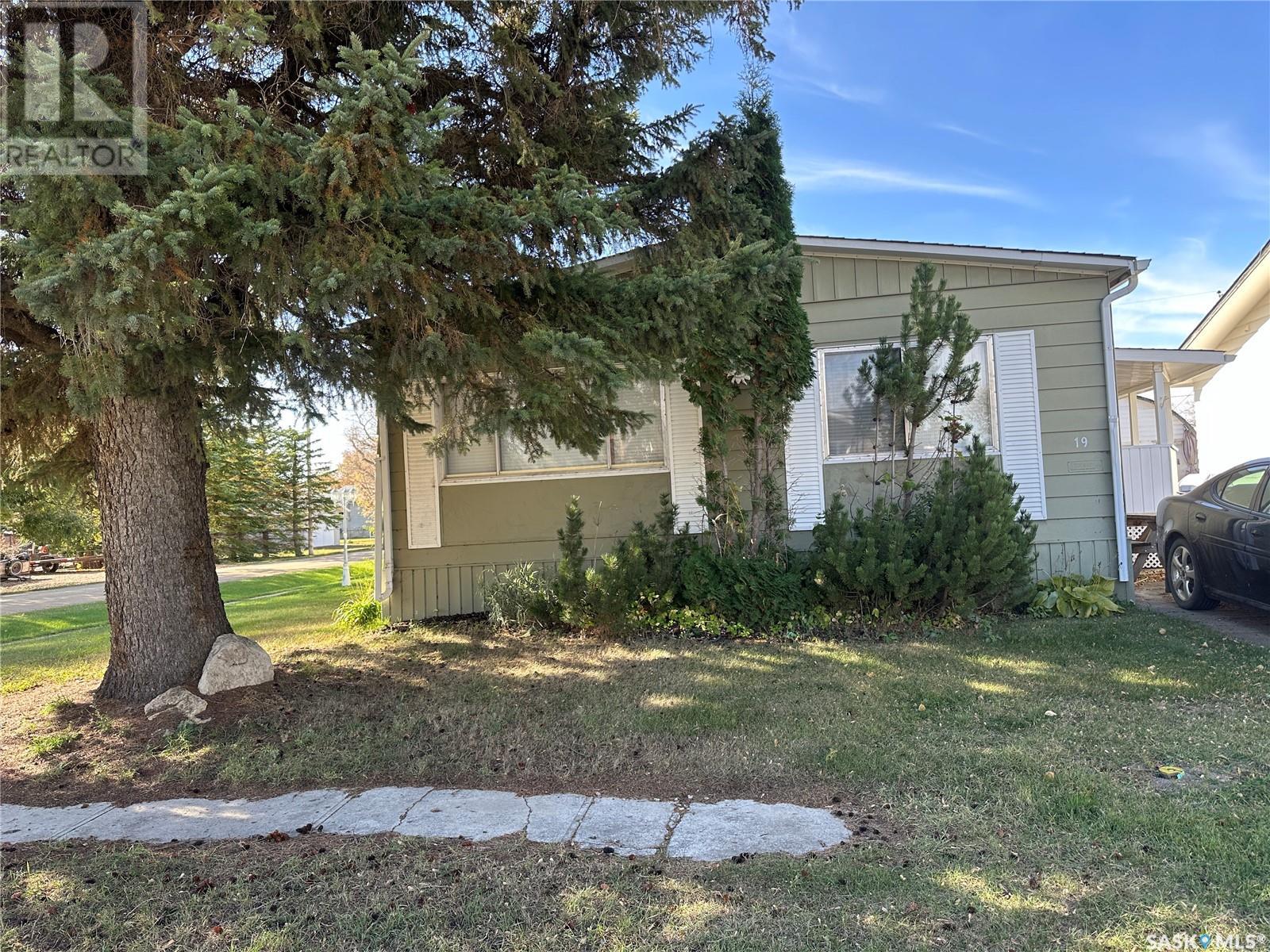 Property at 19 Oswalt STREET image 4