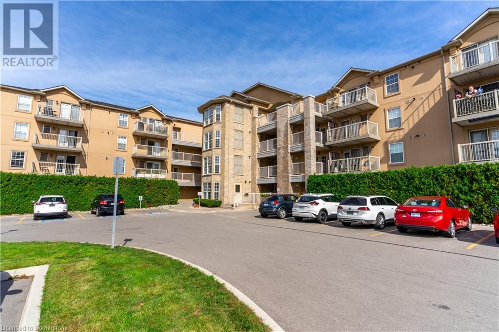 1480 BISHOPS Gate Unit# 213, oakville, Ontario